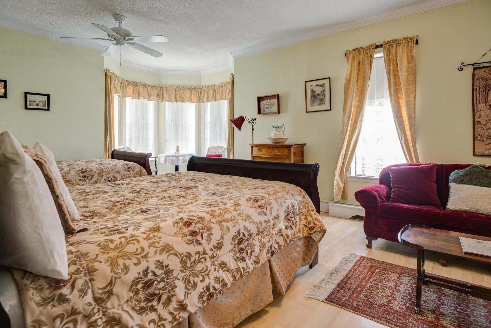 Coleman Country Encounters Accommodations מראה חיצוני תמונה
